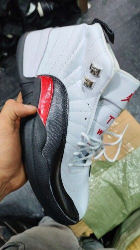 RETRO 12 H